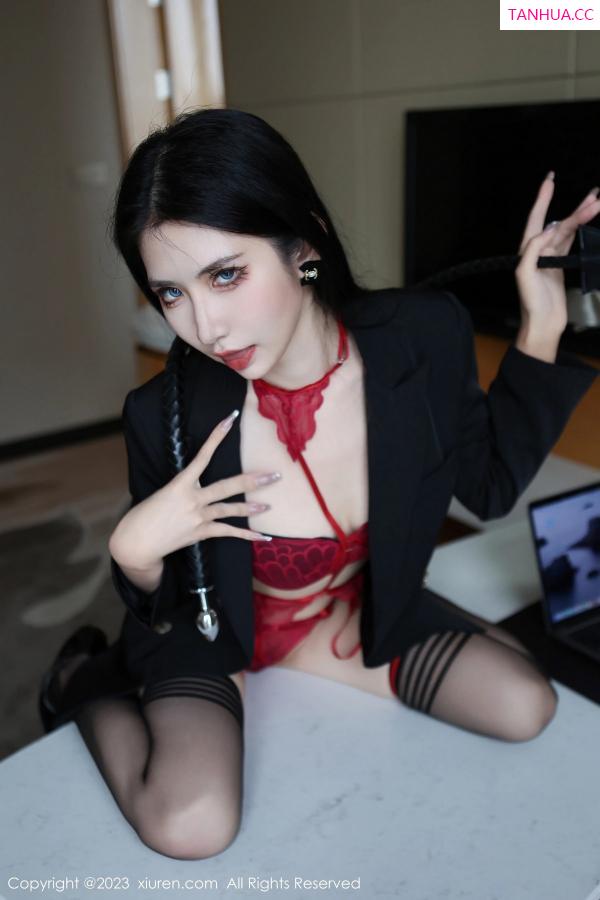 林依娜  [XiuRen]高清写真图 2023.03.13 No.6402 依娜Yina 美腿新人第56张图片